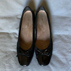 Clark ballerina suede and patent leather